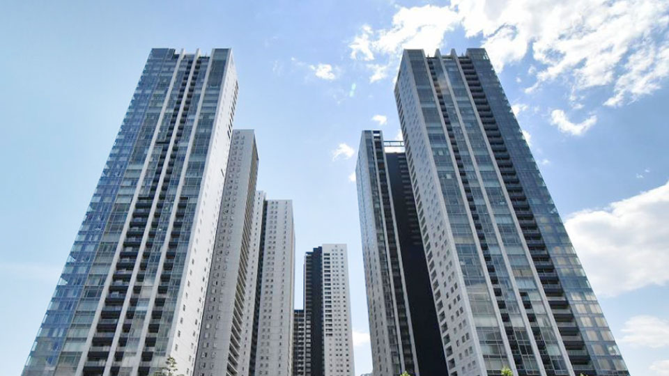採用事例 — 集合住宅外壁